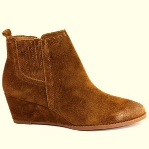 NWOT FRANCO SARTO WOMEN'S WELTON WEDGE